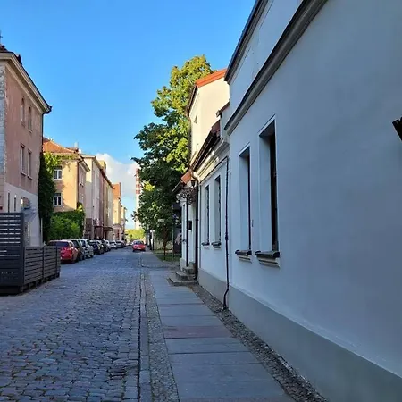 Tomo Oldtown Center Location Apartment